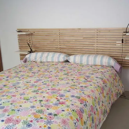 La Caleta Sleeps 6 Wifi *